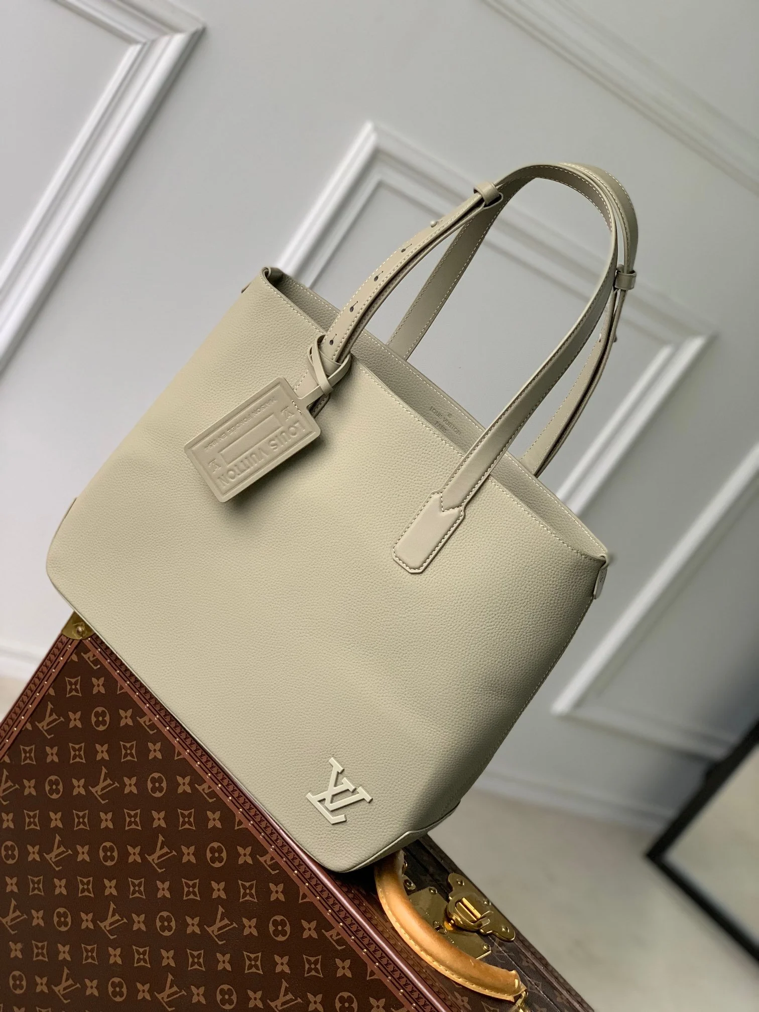Louis Vuitton Tote Aerogram Briefcase-M22481-38 x 32.5 x 13CM
