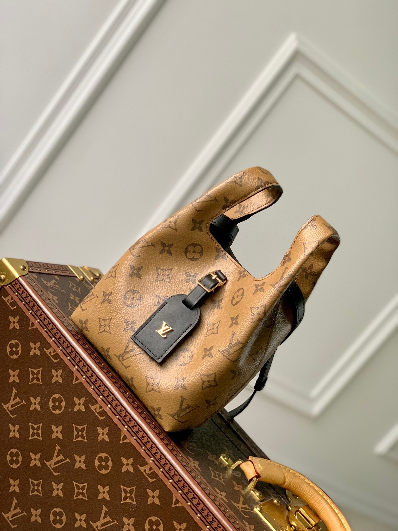 Louis Vuitton ATLANTIS BB Handlebag-17×17 x7CM