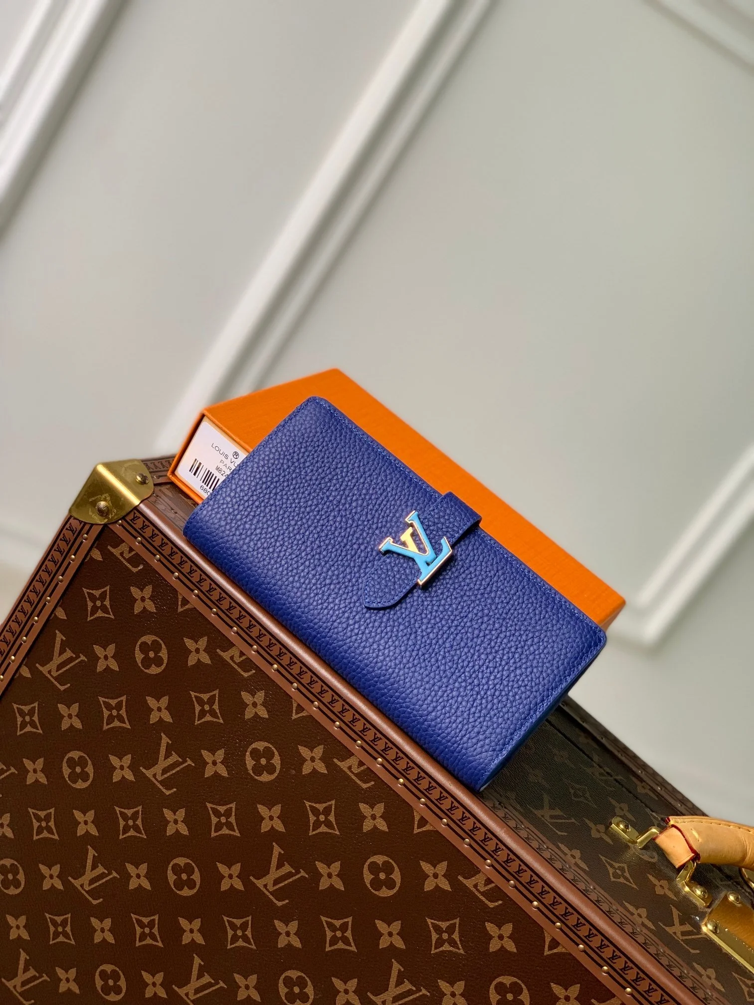 Louis Vuitton Vertical Wallet-M82512-10 x 19 x 1.7CM