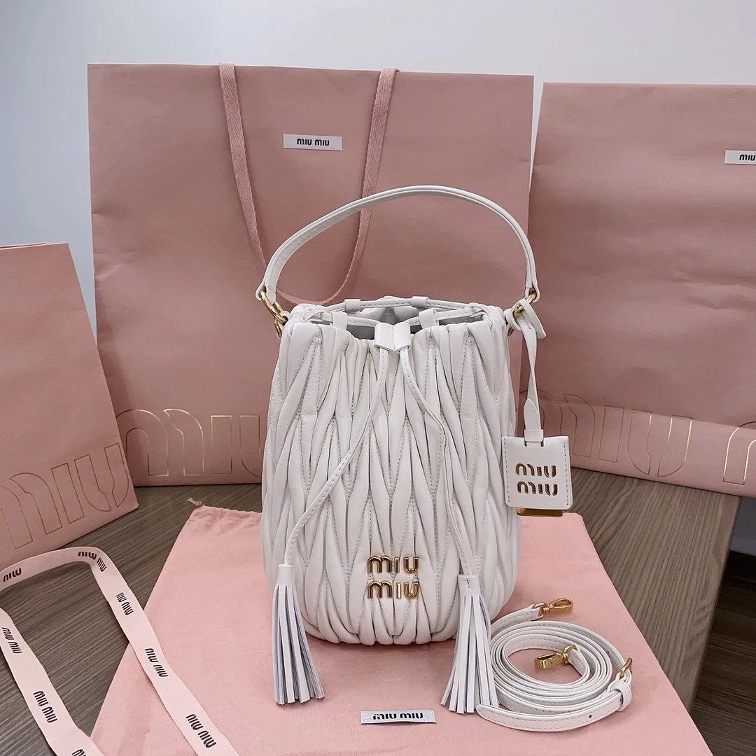 MiuMiu Bag-20X18X14CM