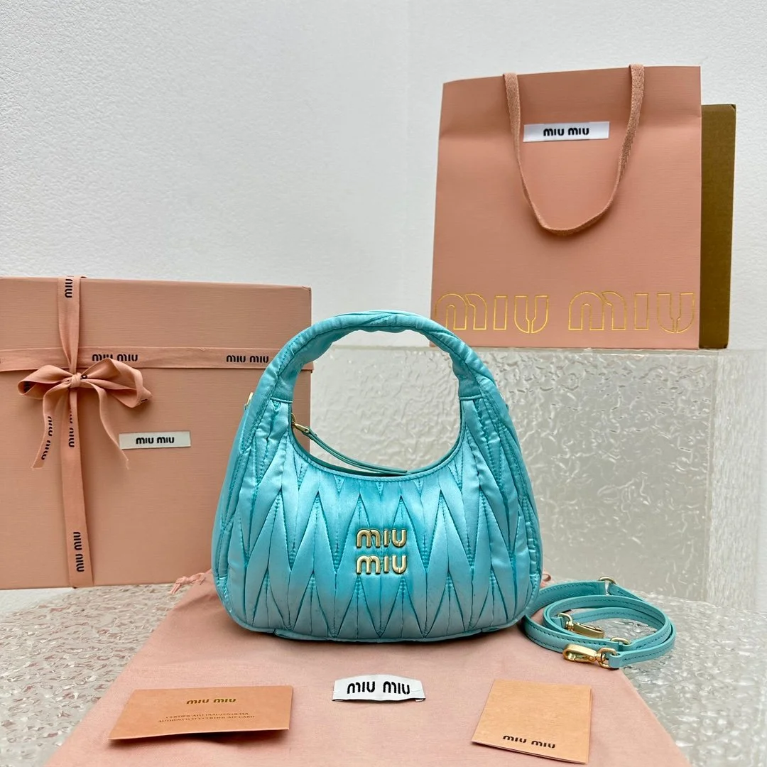 MiuMiu Wander Hobo Bag-20*6*17CM