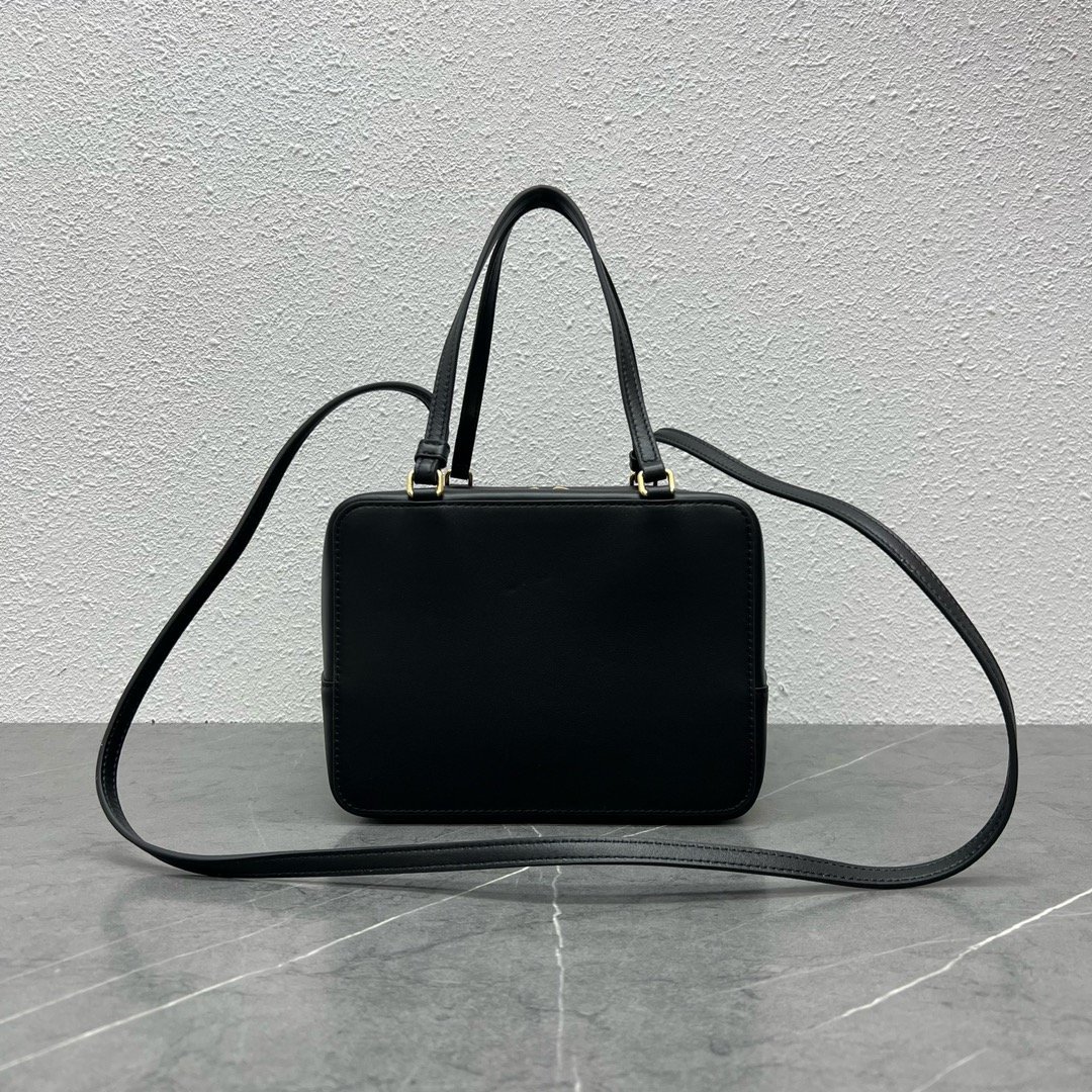 Celin Holded Handbags-20×15×13CM