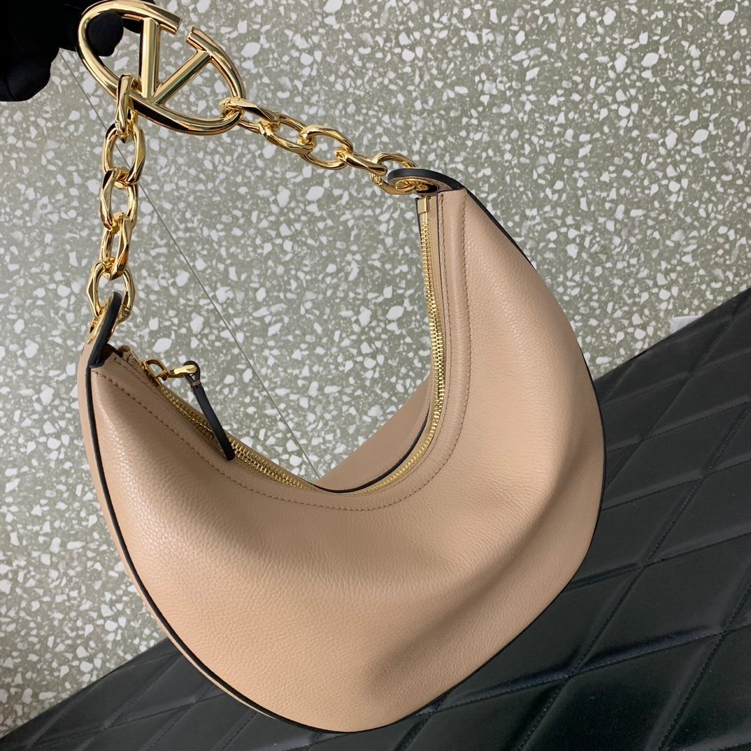 Valentino Garavani Vlogo MoonHobo Tote-29x23x11CM