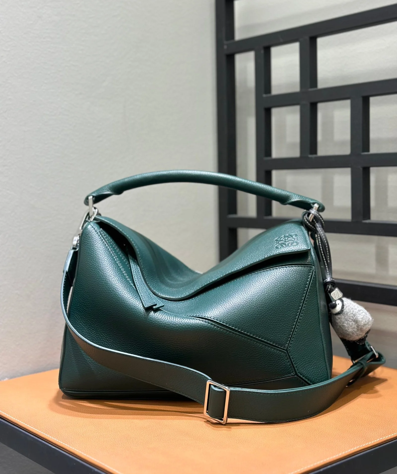 Lowee Puzzle Edge Bag-33*14*21.5CM