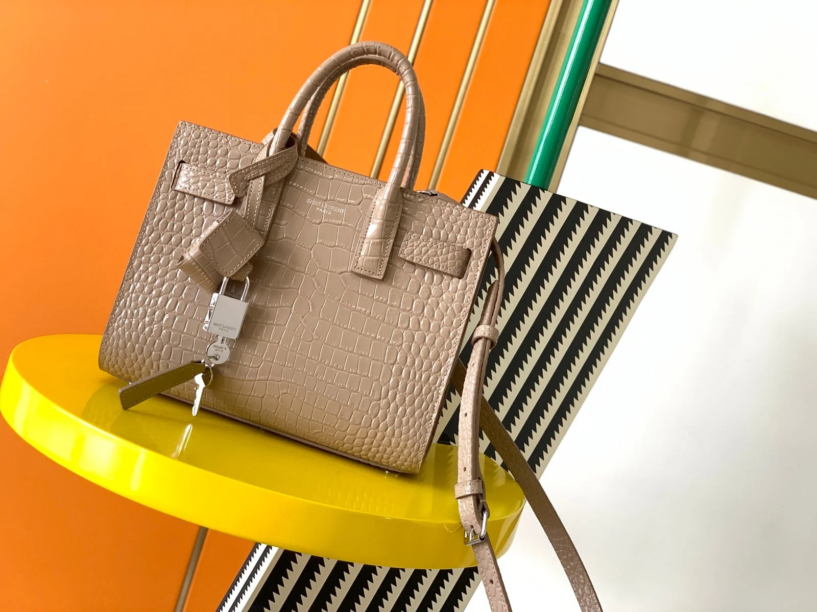YSL Sac De Jour-22x18x10.5CM
