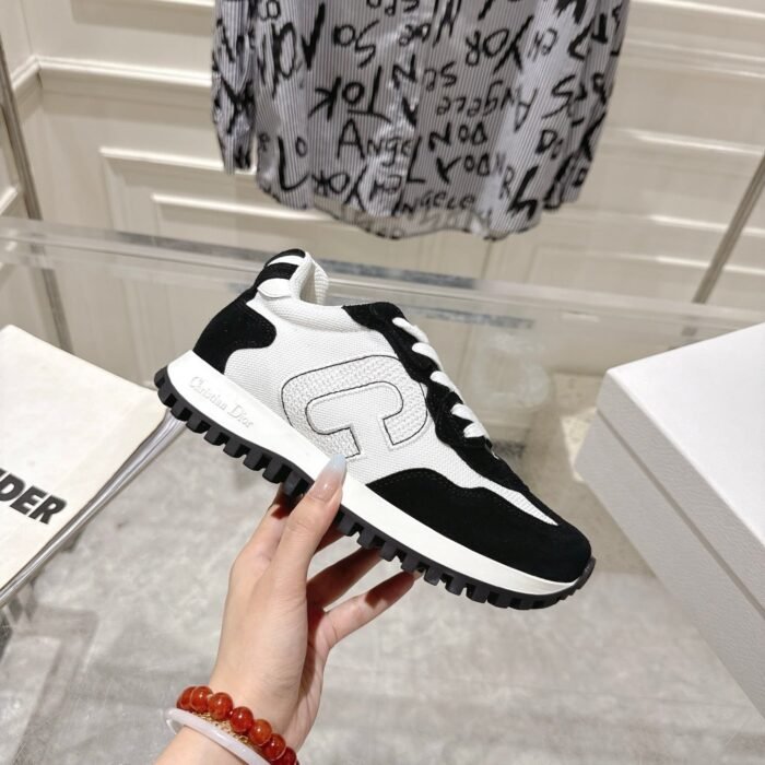 06cfdc868d2a4d13834997fd875f2d91