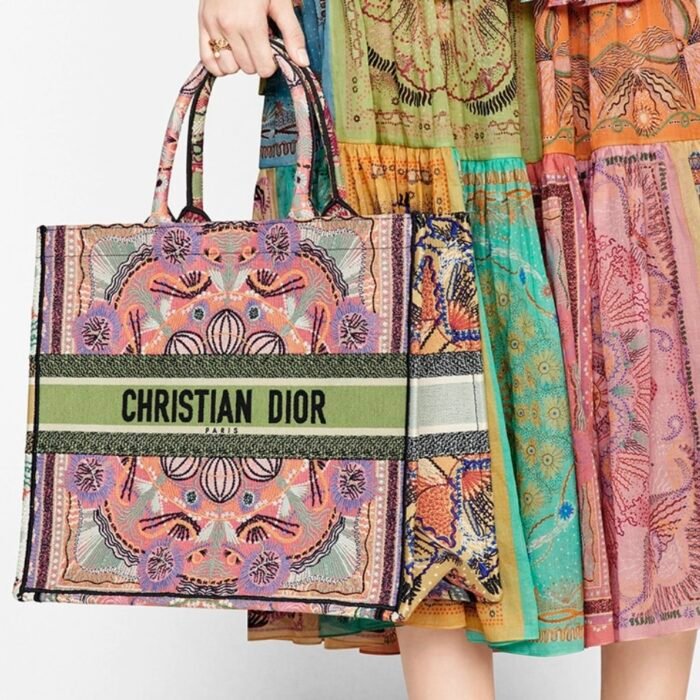 0F4100D4-7907-C7F1-B8D8-FFBD8015ECF2