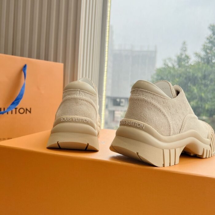 0e50087463c6417686aceb673bec3701