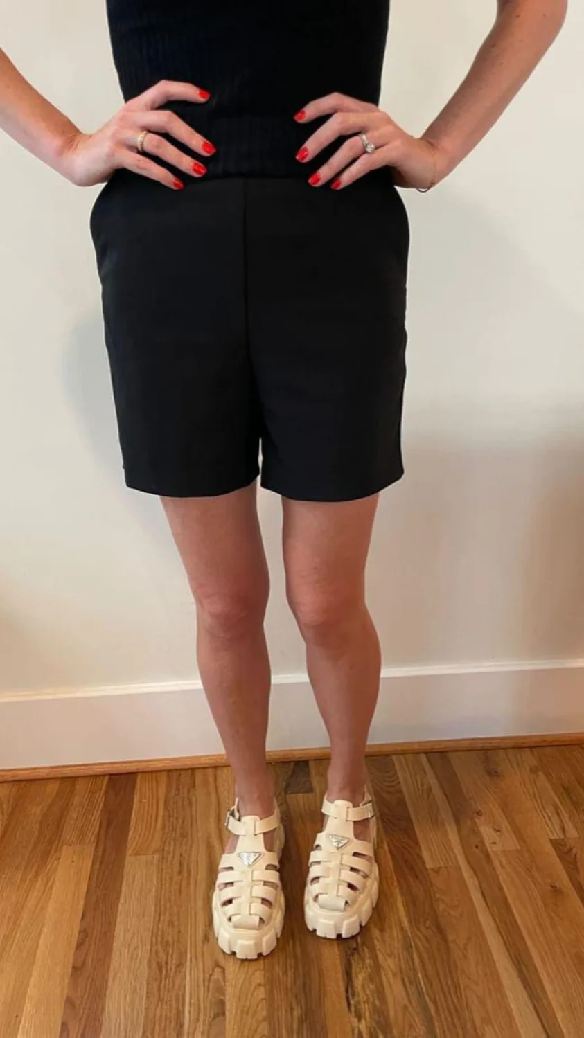 1 (81)