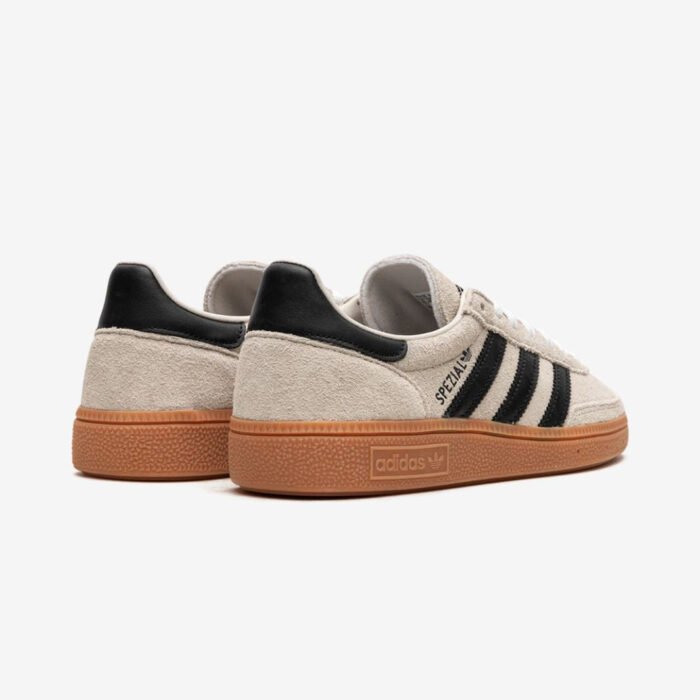 359e5deb632a4dc6b59c3d8cd679b7e5