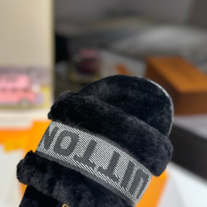 3719873a64e7420cb1deb80af336565e