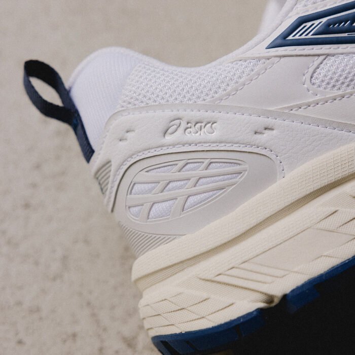 58d5c9fdb21647ba9d28f05d6344e57f