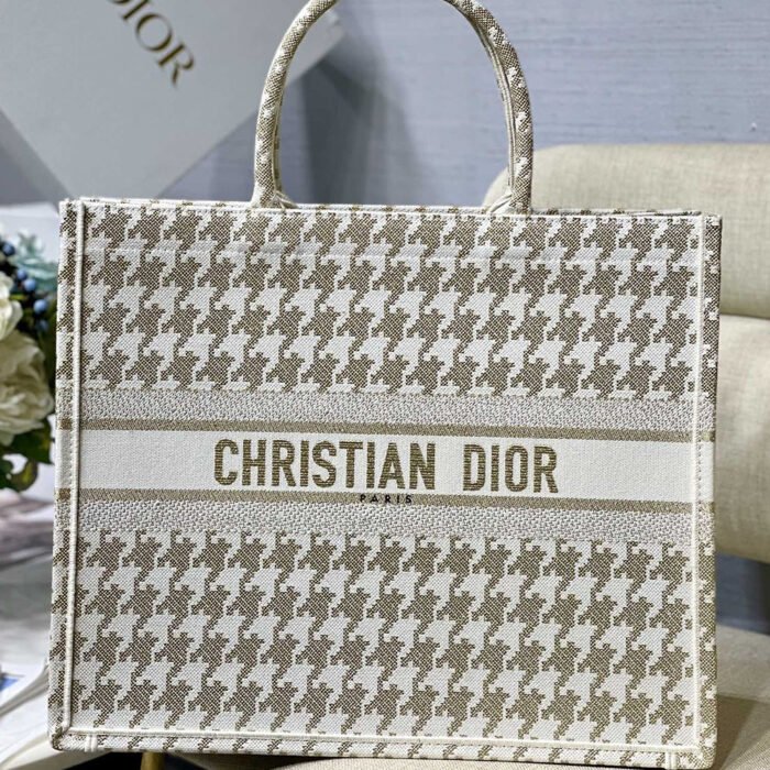 675AFAF5-C83E-8940-1BB3-5DDAFDDA8ADF