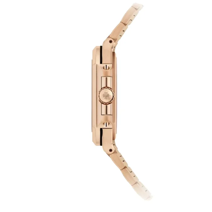 690e0d1e2742433ab9403a26b23d77fb