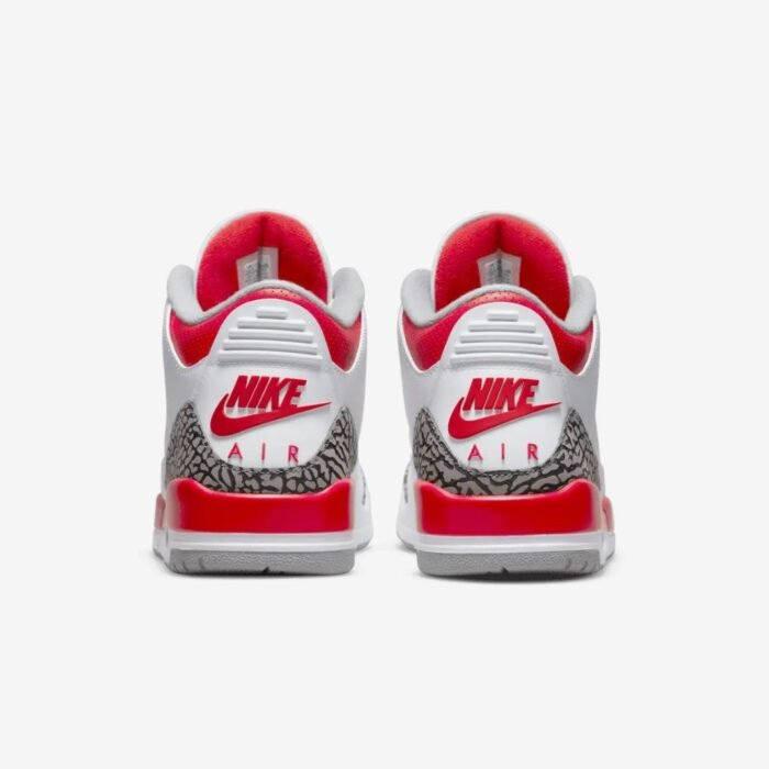 85d6aa2a09644b4ba7a4ad39b5e3d2da