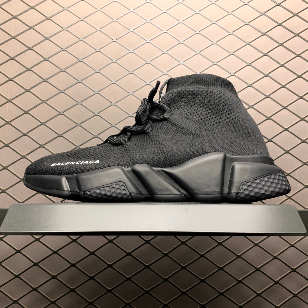 Balenciaga Speed Lace-Up Trainer in Black