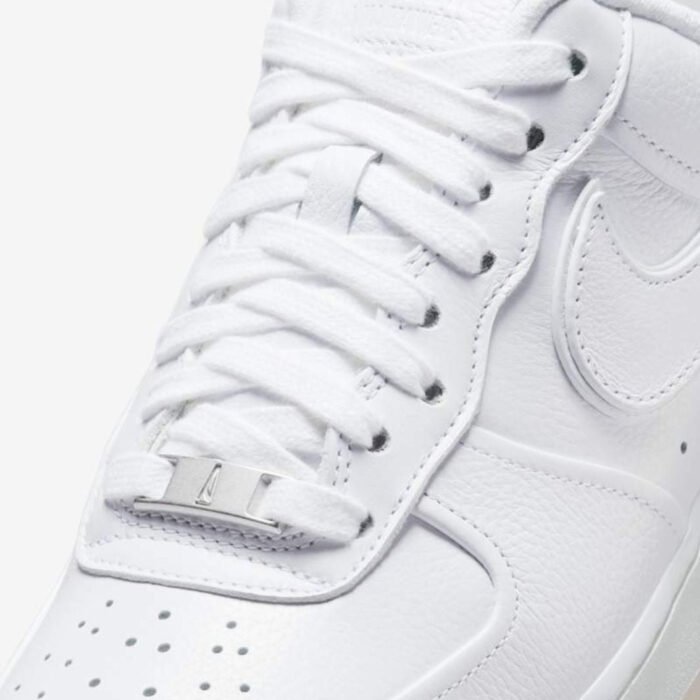 98e28c1f4e9d4a3cbee59b43f5a50d11