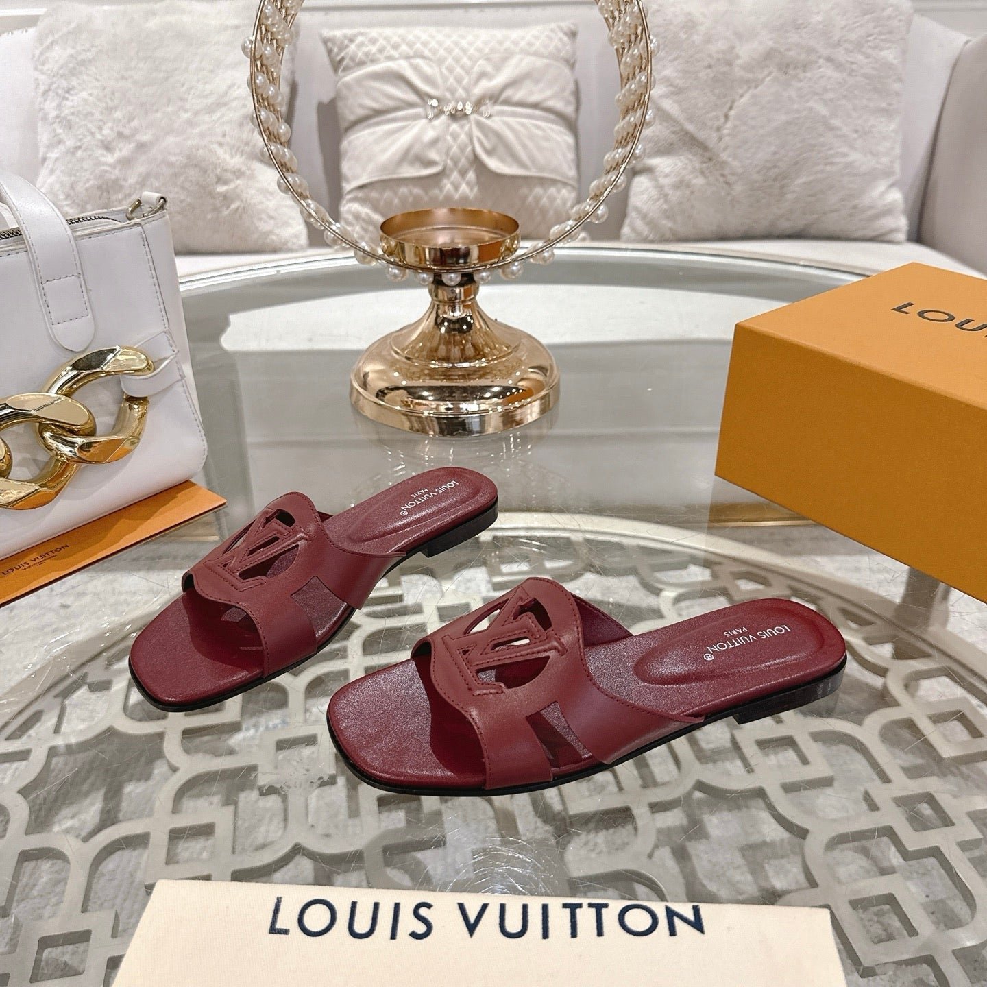 ISOLA FLAT SLIDE IN JAM RED CALFSKIN