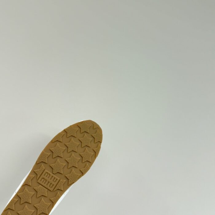 a189ae13e4f546a2bf9f9c8016d4ae50