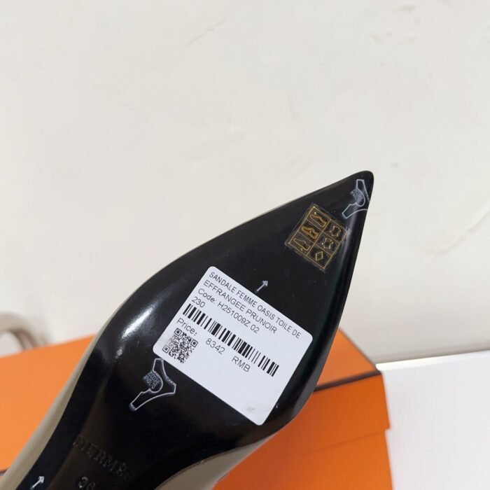 adff5208fec34d8185f28e344179b807