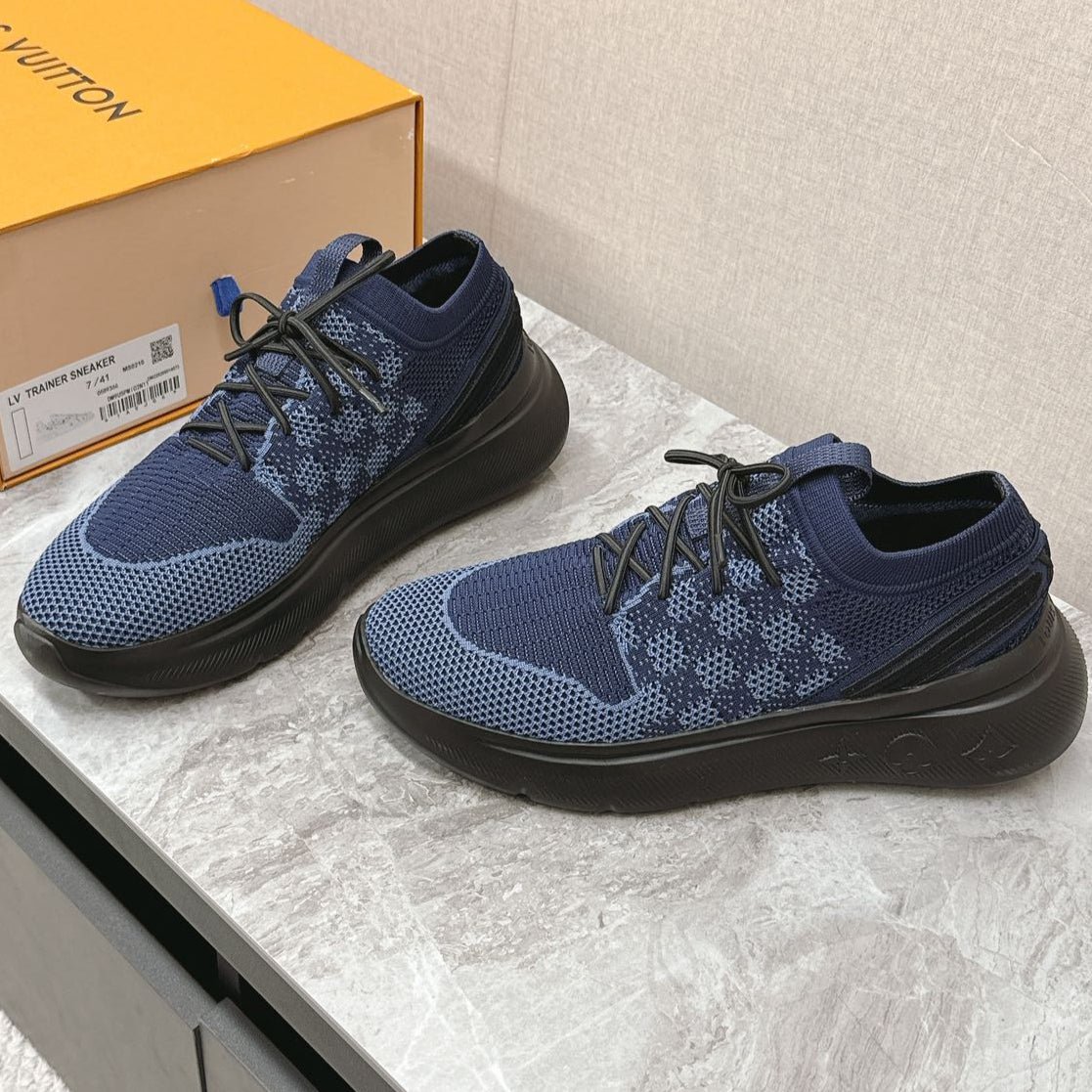 SNEAKERS IN MIDNIGHT BLUE DAMIER ELASTIC FABRIC
