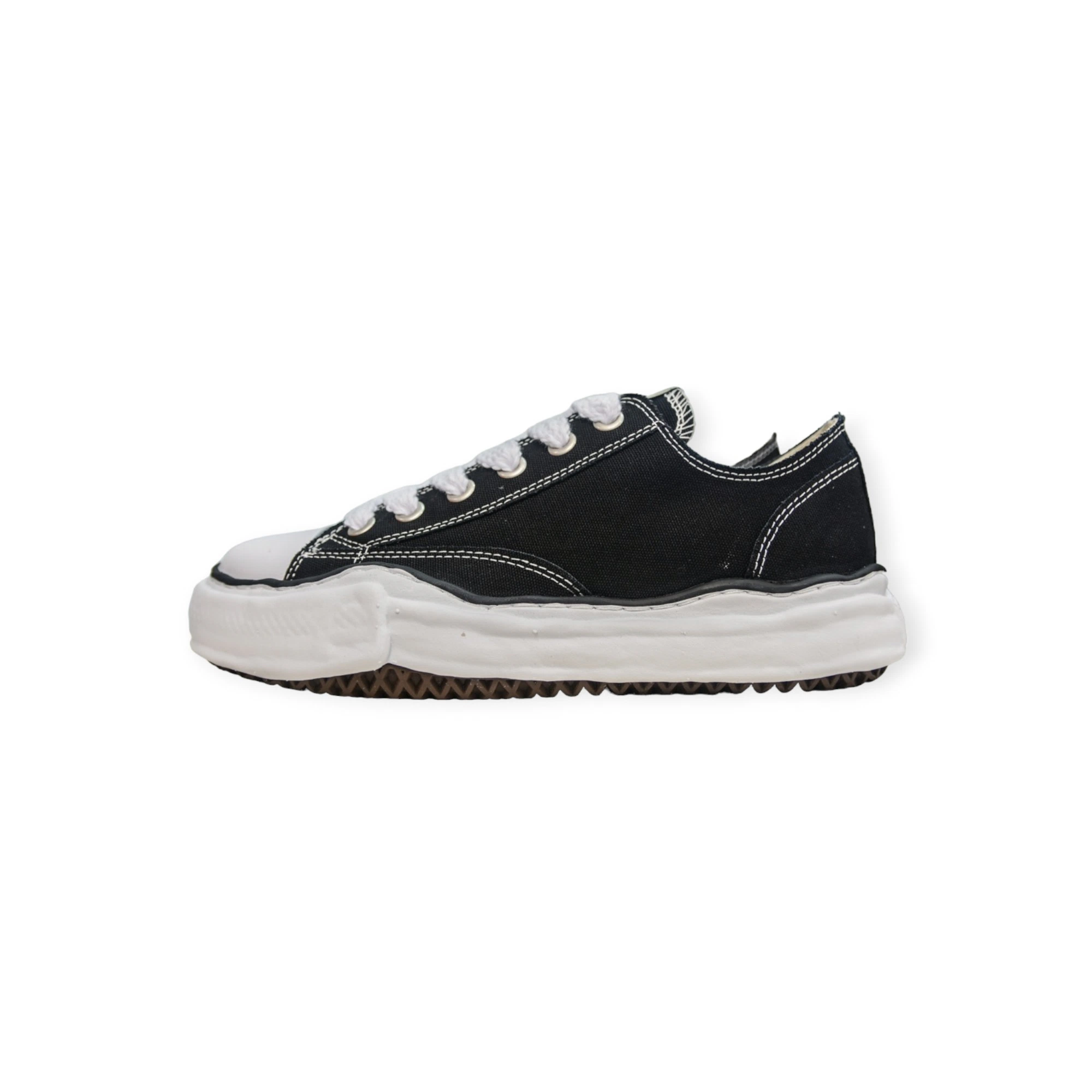 Maison Mihara Yasuhiro Peterson23 OG Sole Canvas Low-top Sneaker Black White