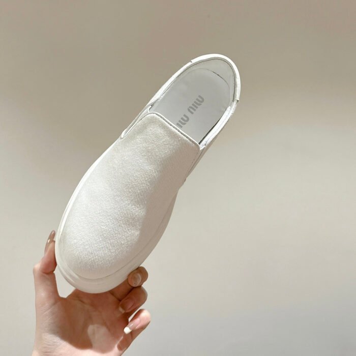 d7021f8de7e04c89a131615a55276d79 d7021f8de7e04c89a131615a55276d79