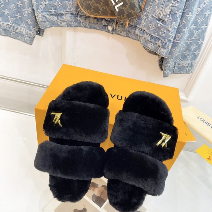 dbf24d9322fc43b6bc01df4005e4c1f7