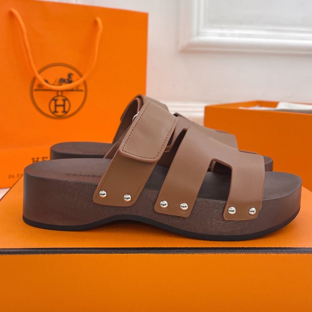 KOS CLOG IN BRONZE BROWN CALFSKIN