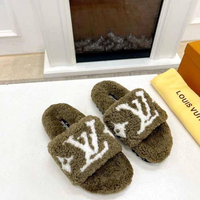 ee70ff2d713b405c9ea463ee96f106d7