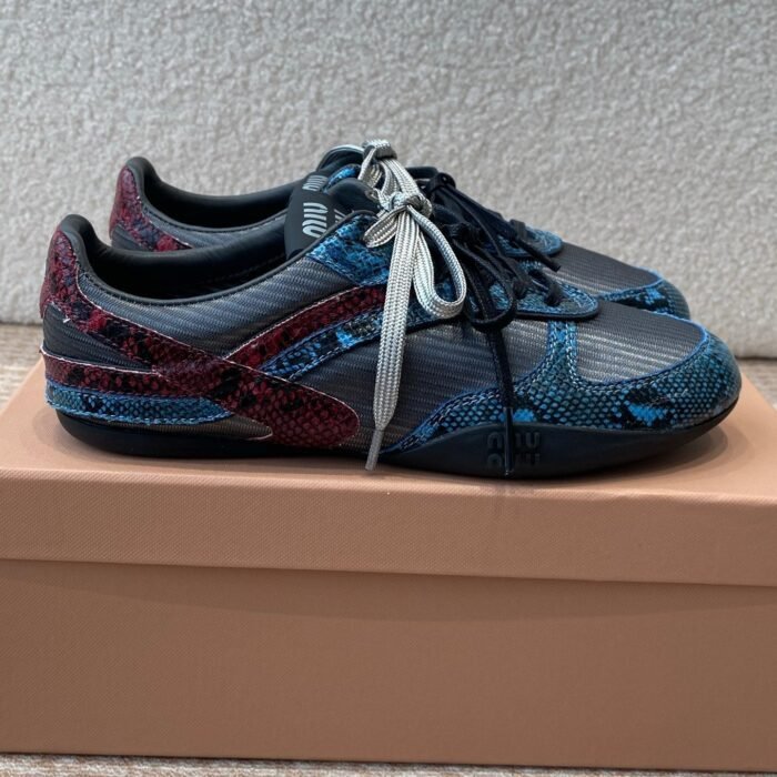 f98a1ef5cda84e55bae0c0f80d2fcf99